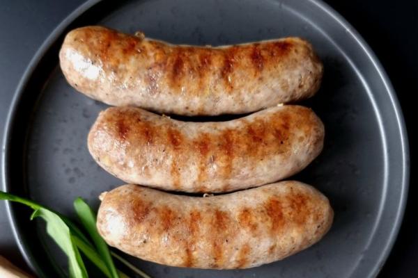 Ковбаски гриль із оленини та дикого кабана